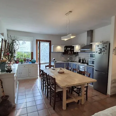 Дом отдыха Elba-bella Casa In Campagna, Meraviglioso Giardino, Animali Ammessi Casa Alzi